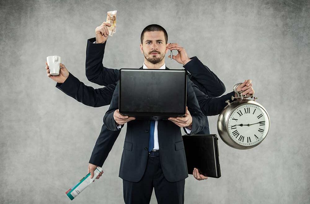بیزینس مستر کیست؟